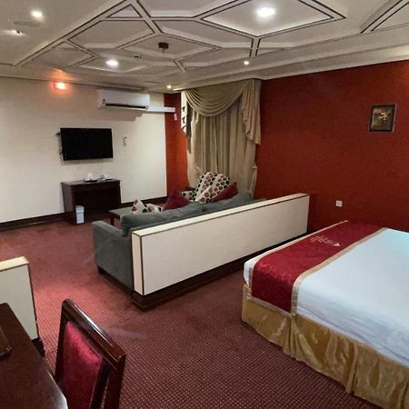Al Mansour Grand Hotel Ḩafar al Bāţin Zewnętrze zdjęcie
