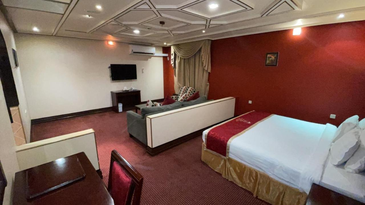 Al Mansour Grand Hotel Ḩafar al Bāţin Zewnętrze zdjęcie