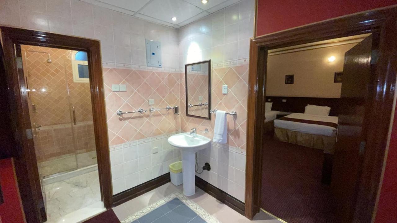 Al Mansour Grand Hotel Ḩafar al Bāţin Zewnętrze zdjęcie