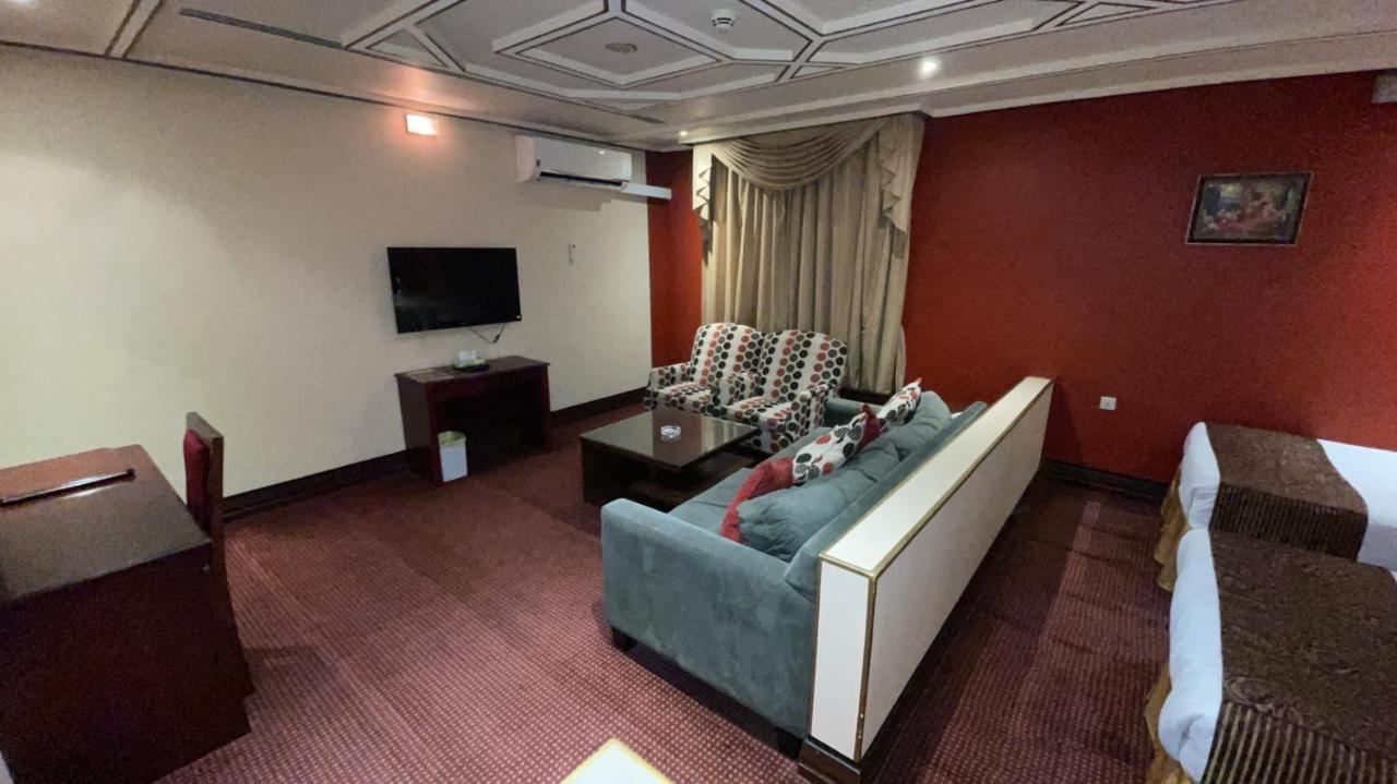 Al Mansour Grand Hotel Ḩafar al Bāţin Zewnętrze zdjęcie