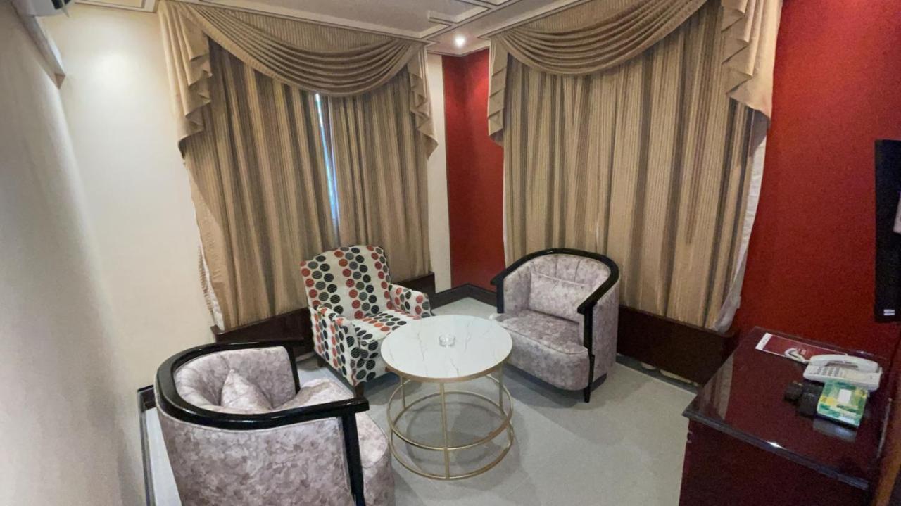 Al Mansour Grand Hotel Ḩafar al Bāţin Zewnętrze zdjęcie